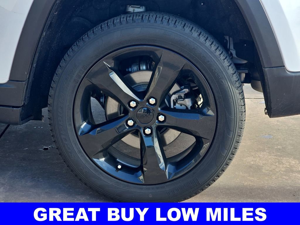 Used 2023 Jeep Grand Cherokee Limited w/ Luxury Tech Group II image 38