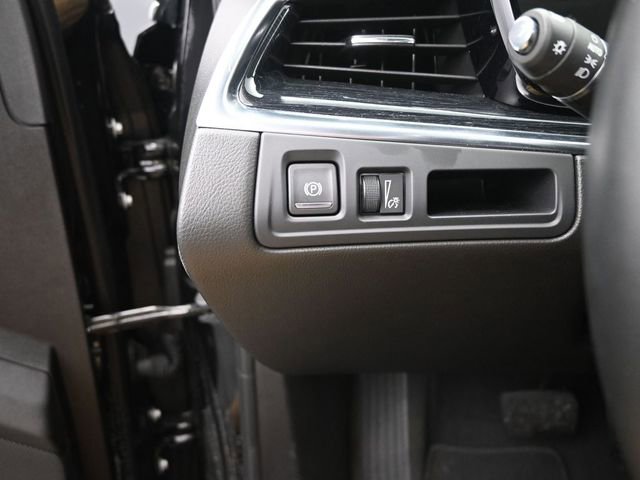 Certified 2025 Cadillac XT5 Premium Luxury image 33