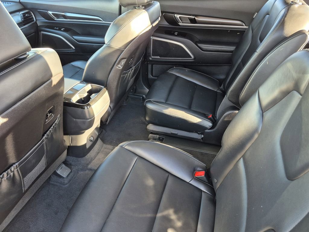 Certified 2025 Kia Telluride S image 14