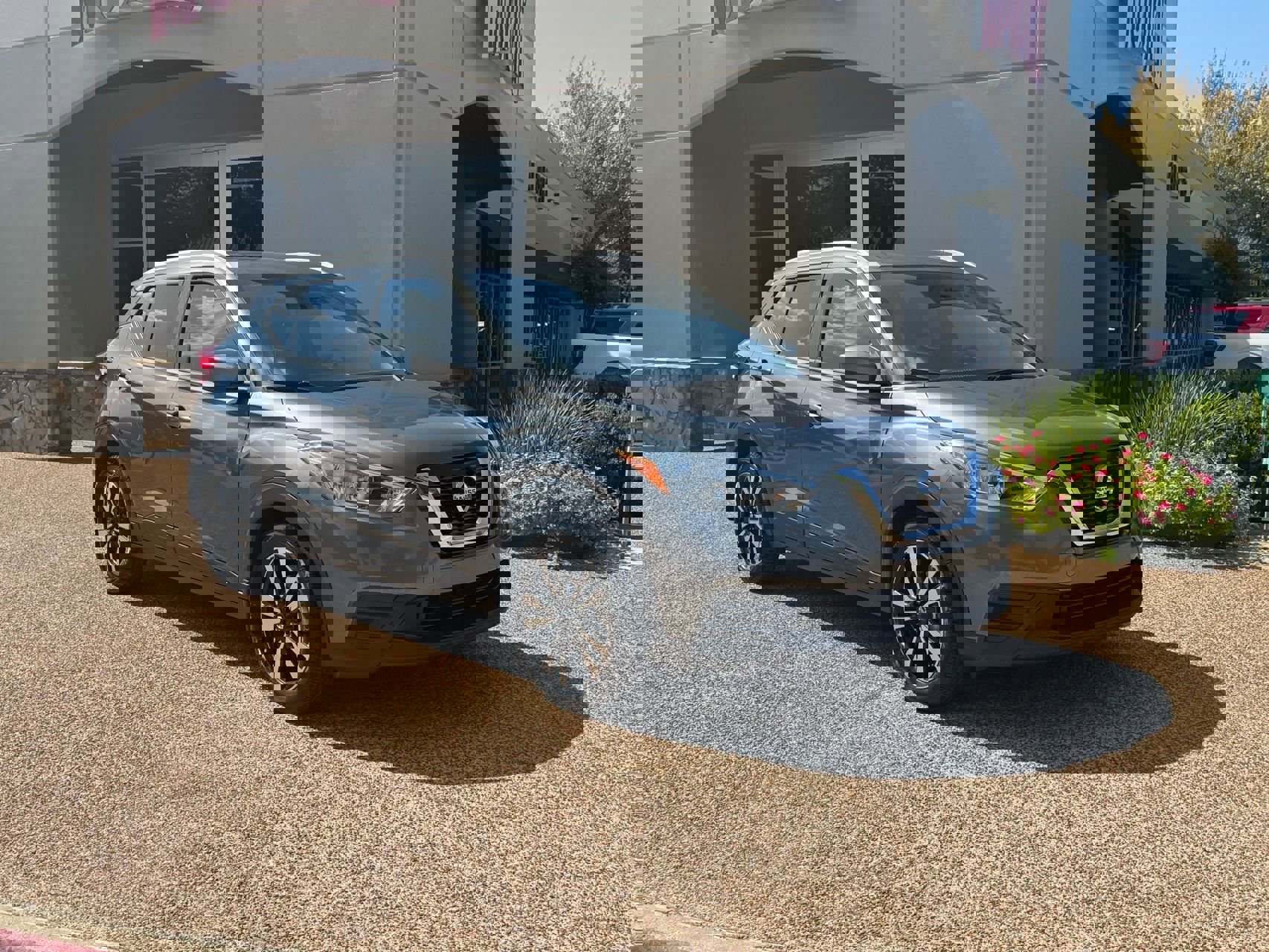 Used 2019 Nissan Kicks SV