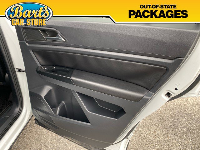 Used 2020 Volkswagen Atlas Cross Sport SE w/ Panoramic Sunroof Package FWD image 9