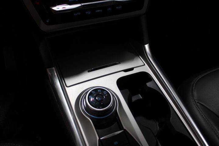 Used 2023 Ford Explorer XLT w/ Equipment Group 202A image 30