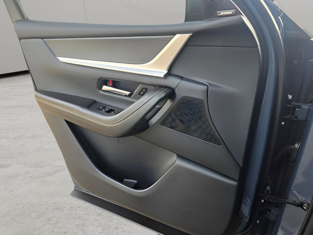 Used 2026 MAZDA CX-90 3.3 Turbo S w/ Premium Plus image 17