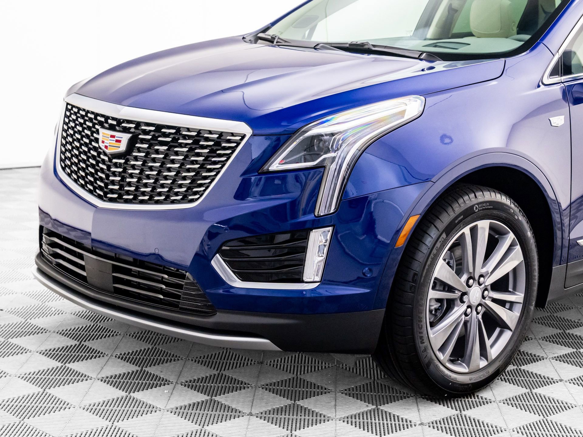 New 2026 Cadillac XT5 Premium Luxury w/ Driver Assist Package image 37