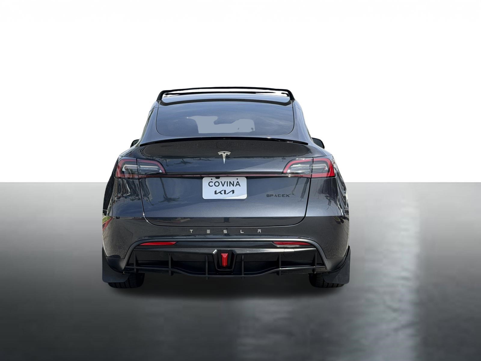 Used 2024 Tesla Model Y Long Range RWD image 7
