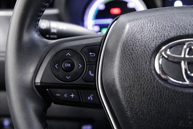 Used 2021 Toyota Venza LE image 26