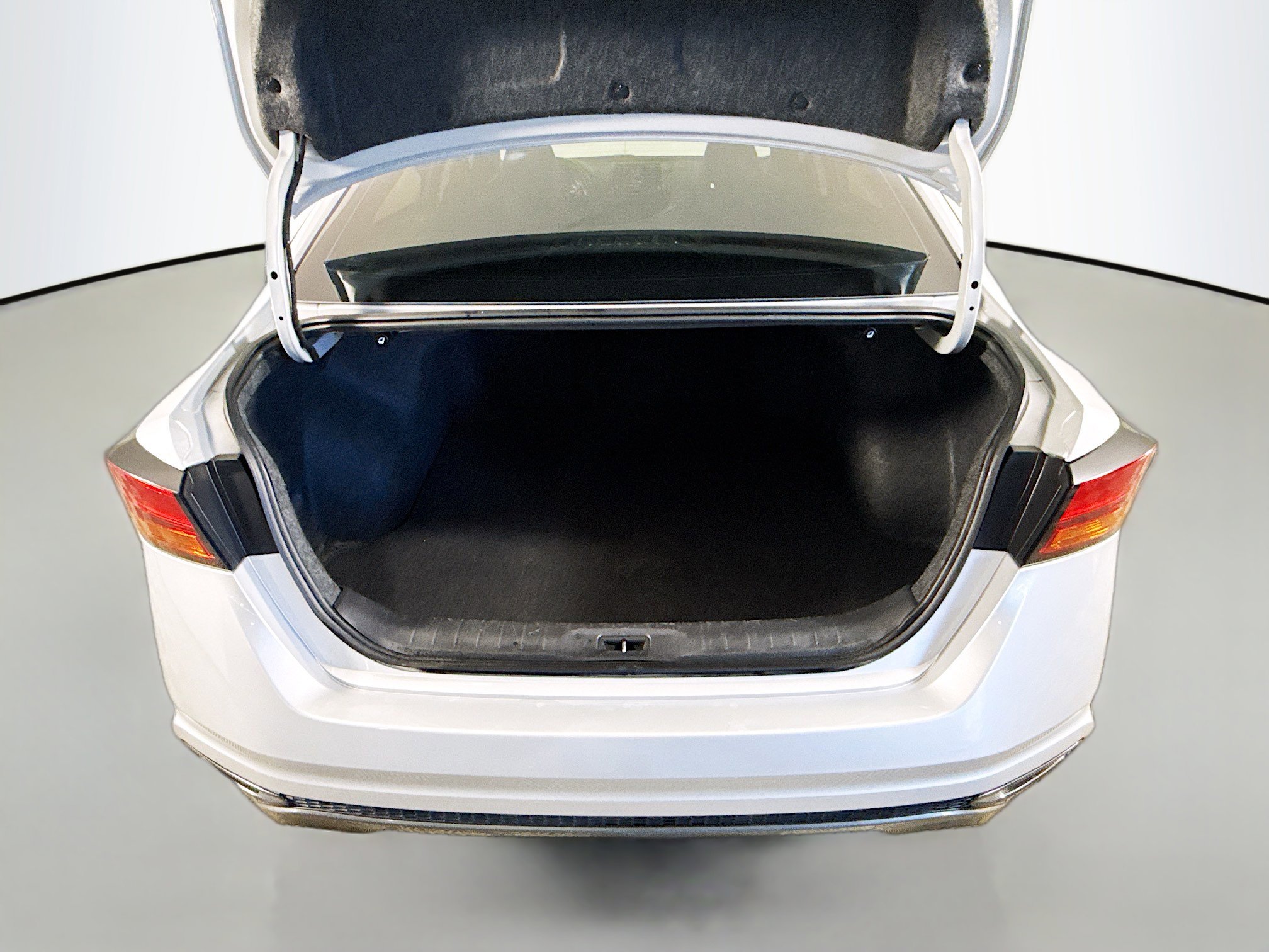 Used 2019 Nissan Altima 2.5 SR image 35