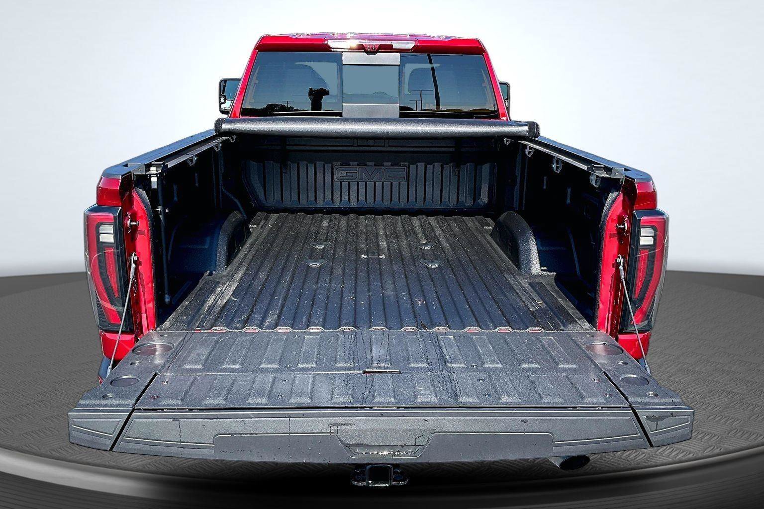 Used 2025 GMC Sierra 2500 AT4 w/ AT4 Premium Plus Package AWD/4WD image 5