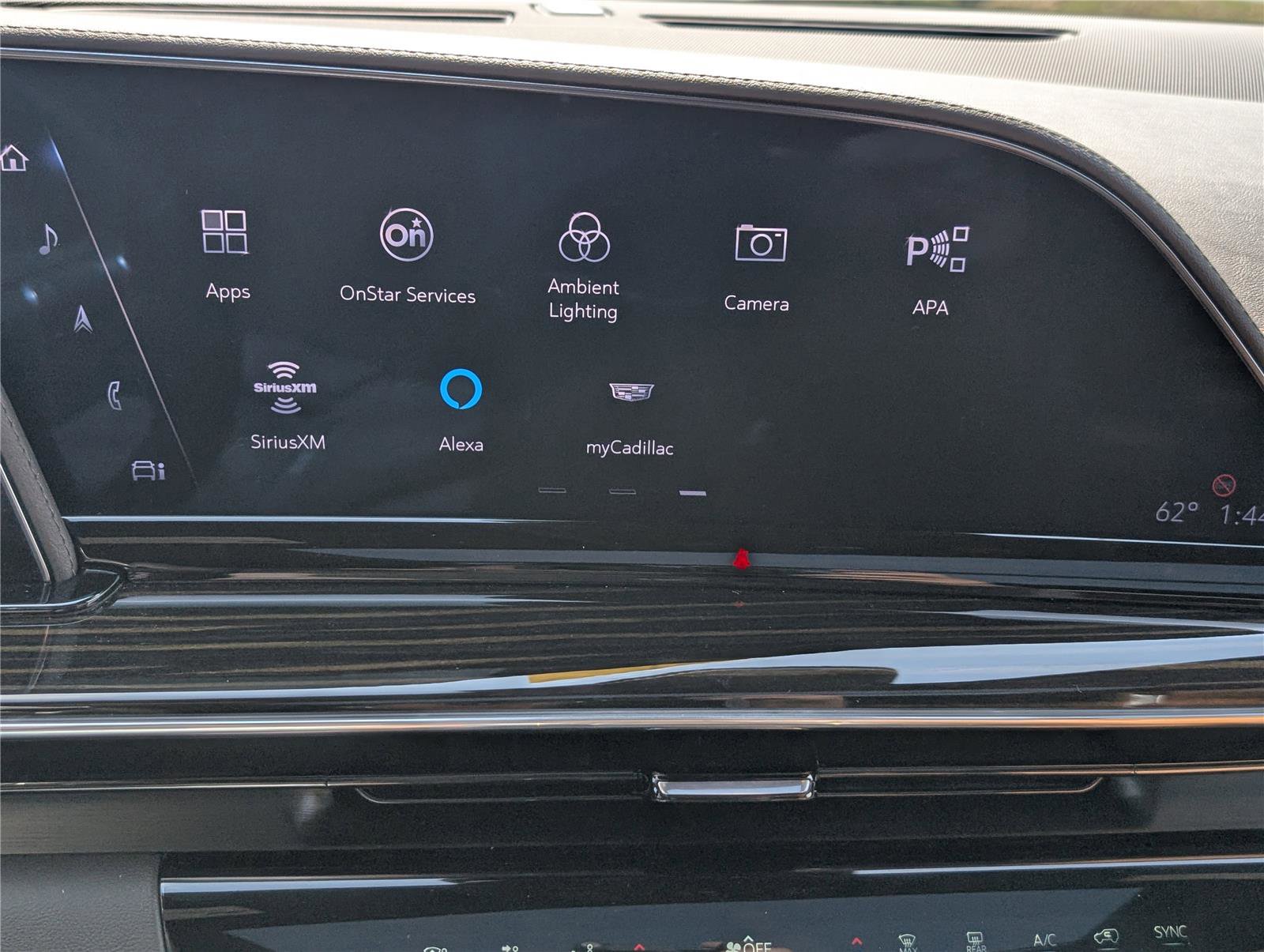 Used 2022 Cadillac Escalade Premium Luxury image 38