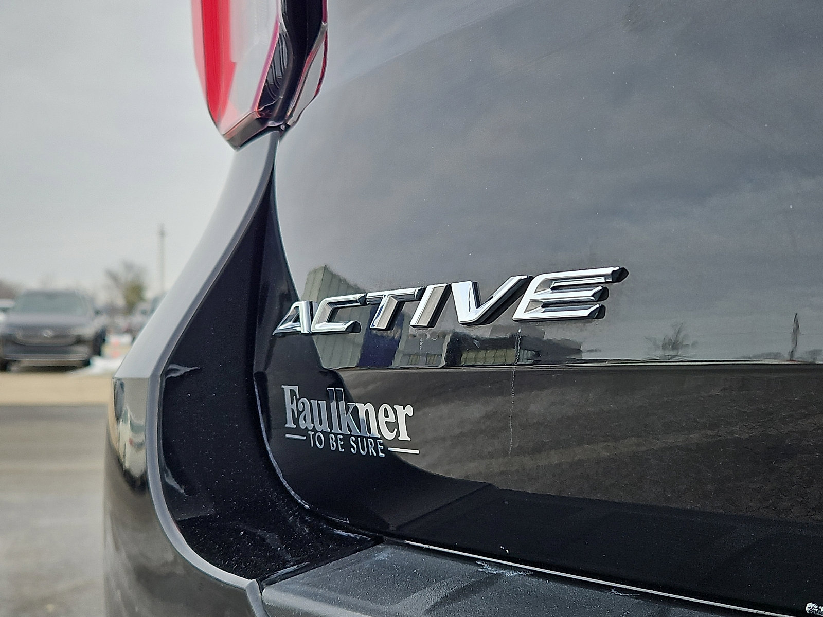 Used 2025 Ford Explorer Active image 31