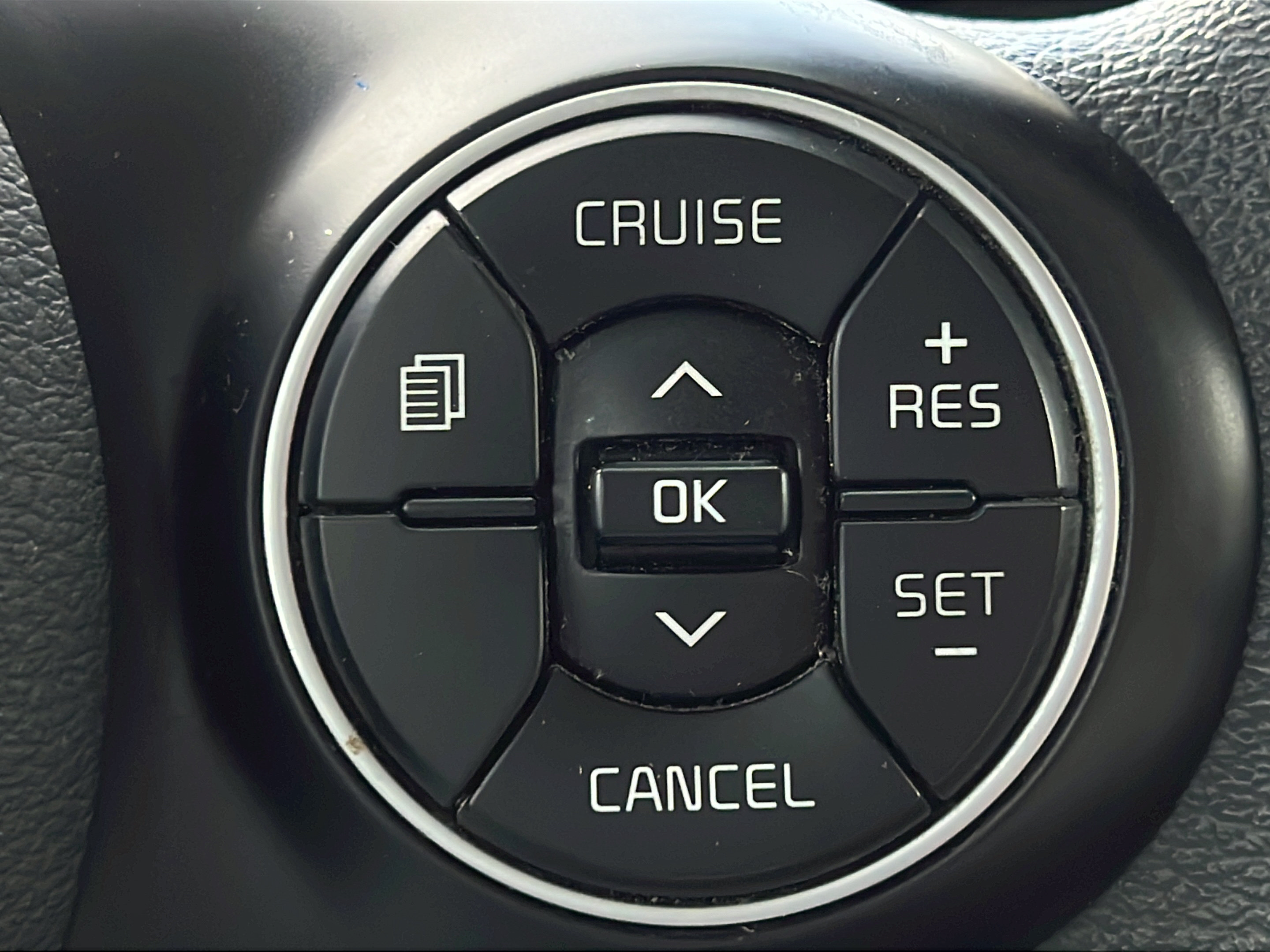 Used 2020 Kia Soul LX FWD image 22