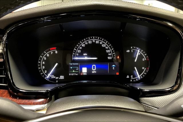 Used 2018 Cadillac XT5 Luxury w/ Driver Awareness Package AWD/4WD image 13