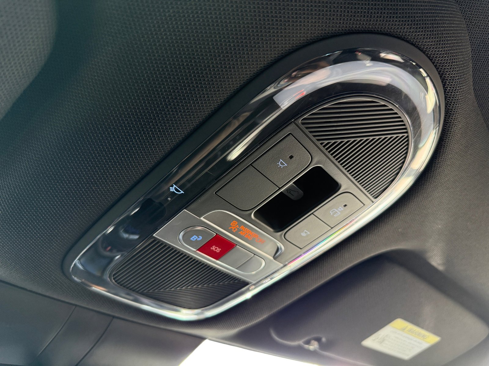 Used 2024 Hyundai Ioniq 6 Limited image 15