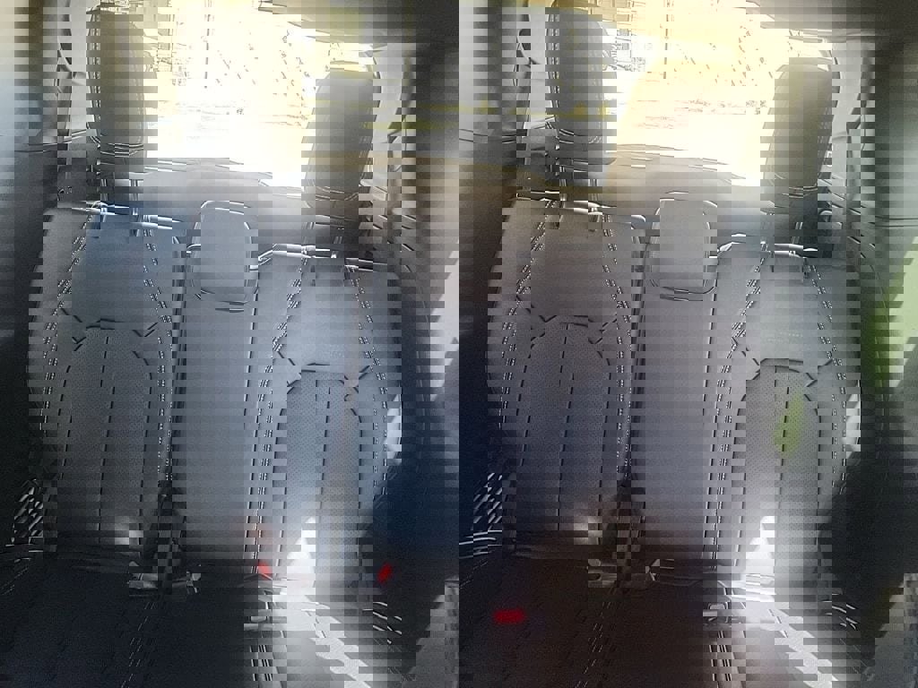 New 2026 Chrysler Pacifica Select image 15