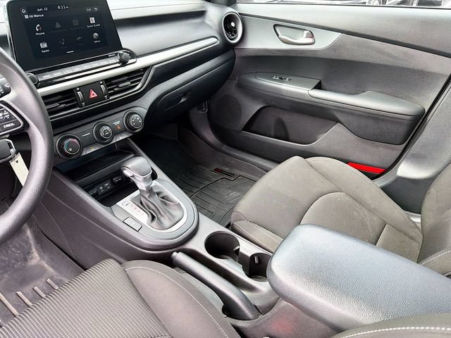 Used 2021 Kia Forte LXS FWD image 22