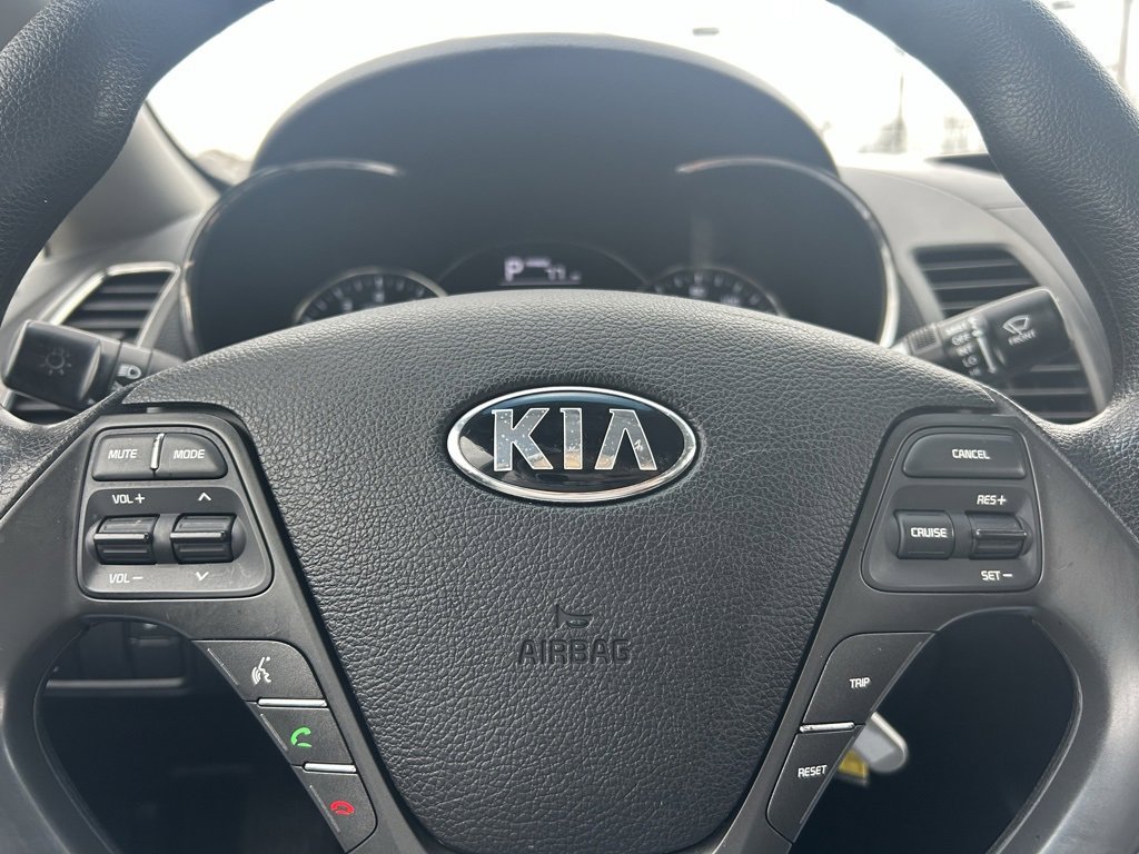 Used 2018 Kia Forte LX image 15