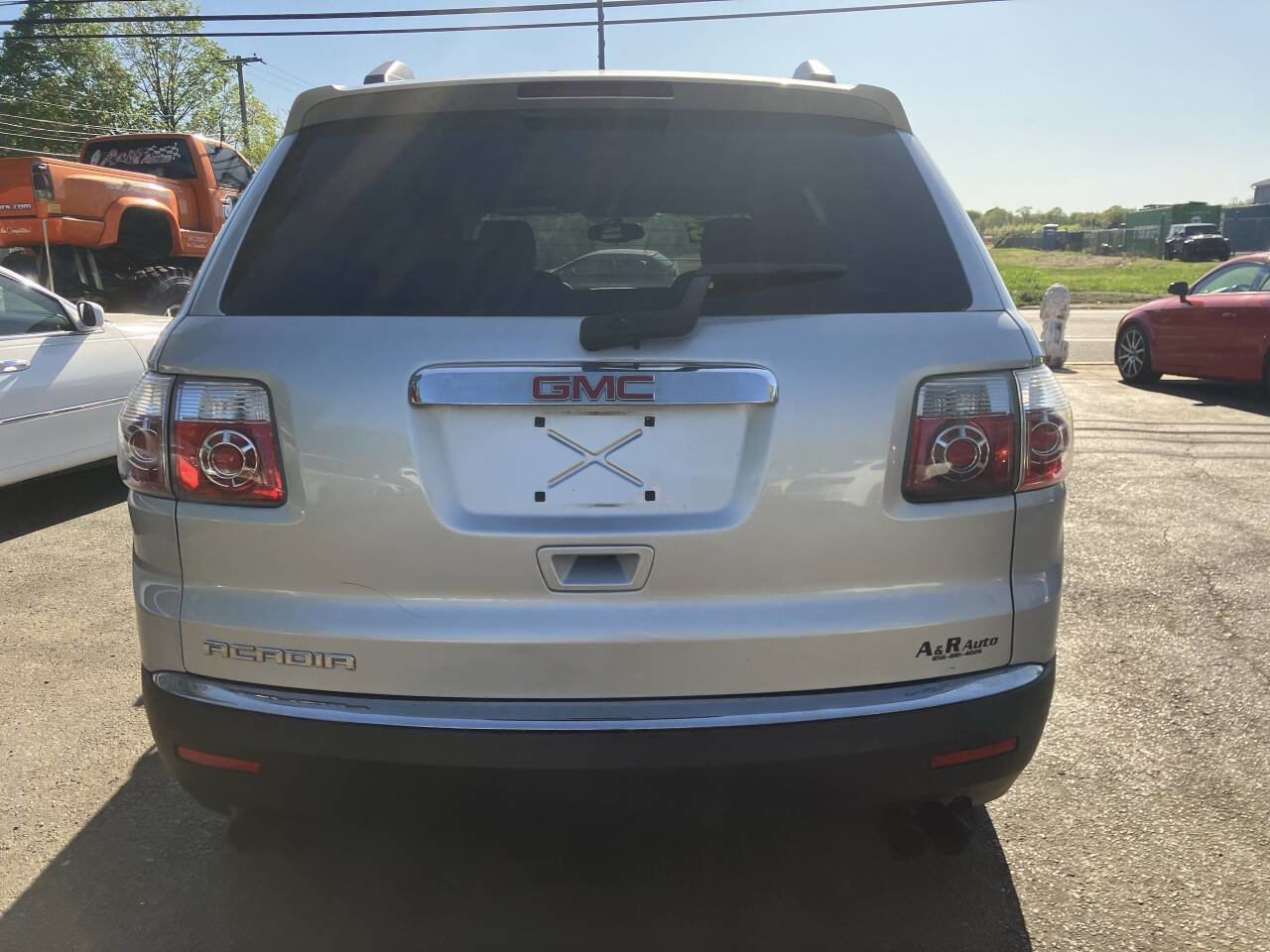 Used 2010 GMC Acadia SL image 8
