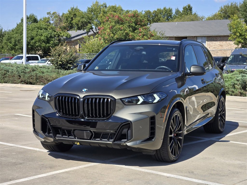 Used 2024 BMW X5 xDrive40i w/ M Sport Package image 4