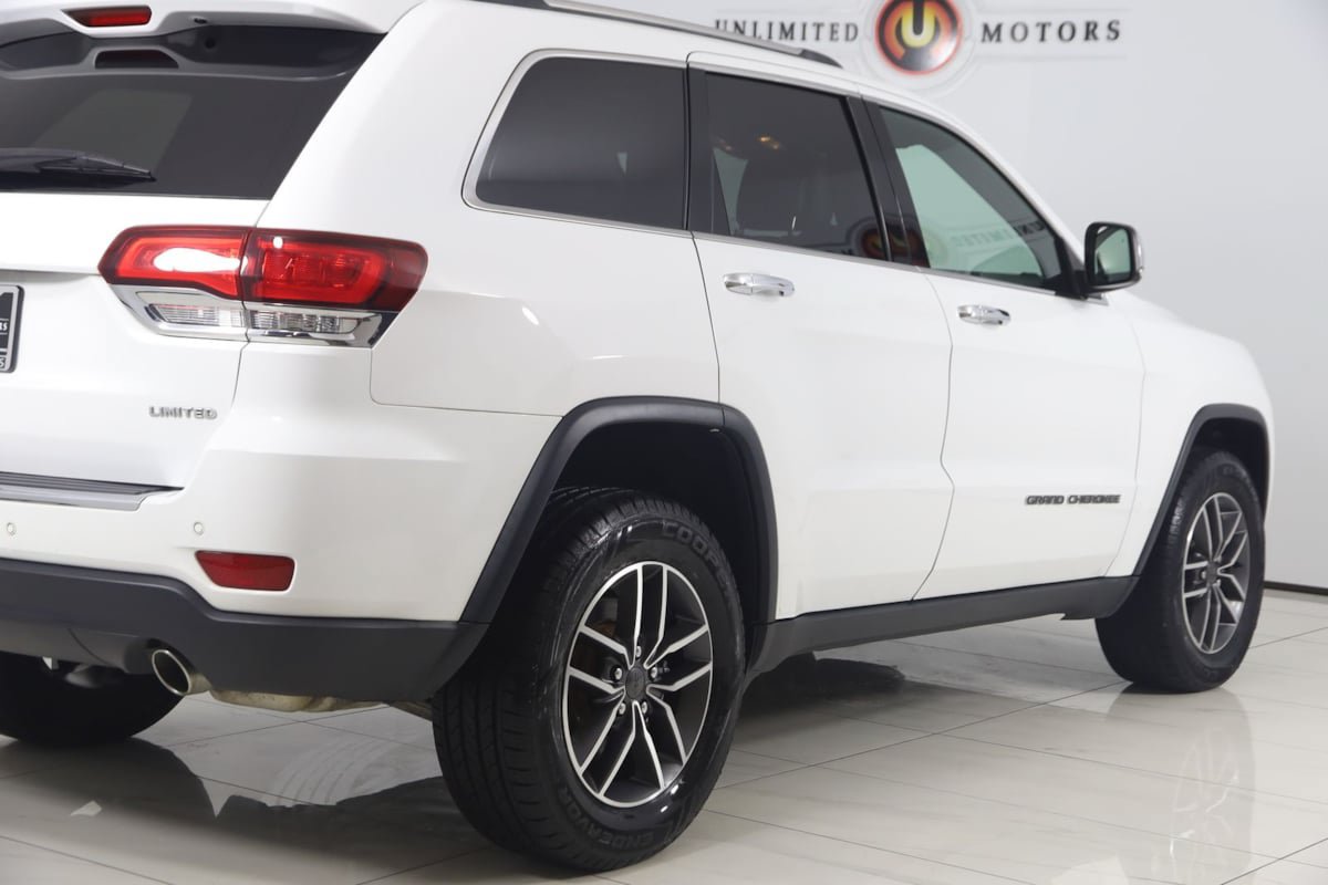 Used 2021 Jeep Grand Cherokee Limited AWD/4WD image 42