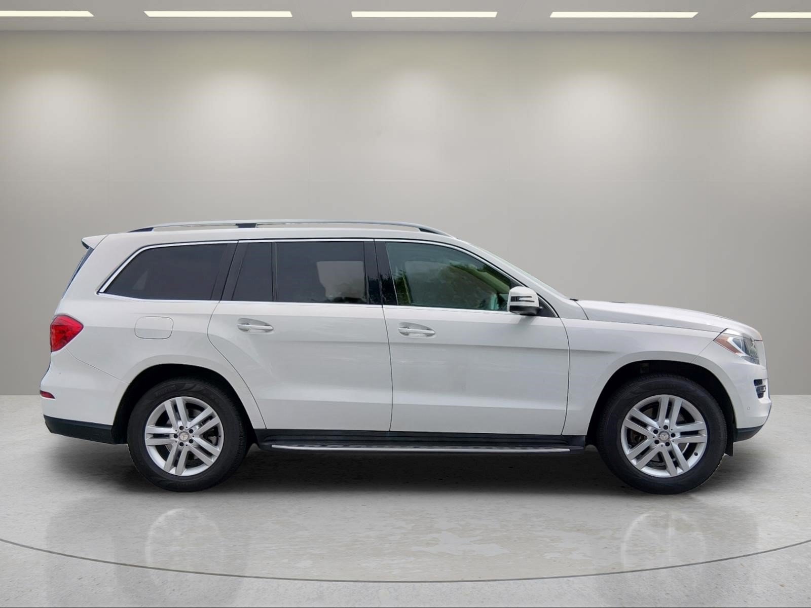 Used 2016 Mercedes-Benz GL 450 4MATIC image 6