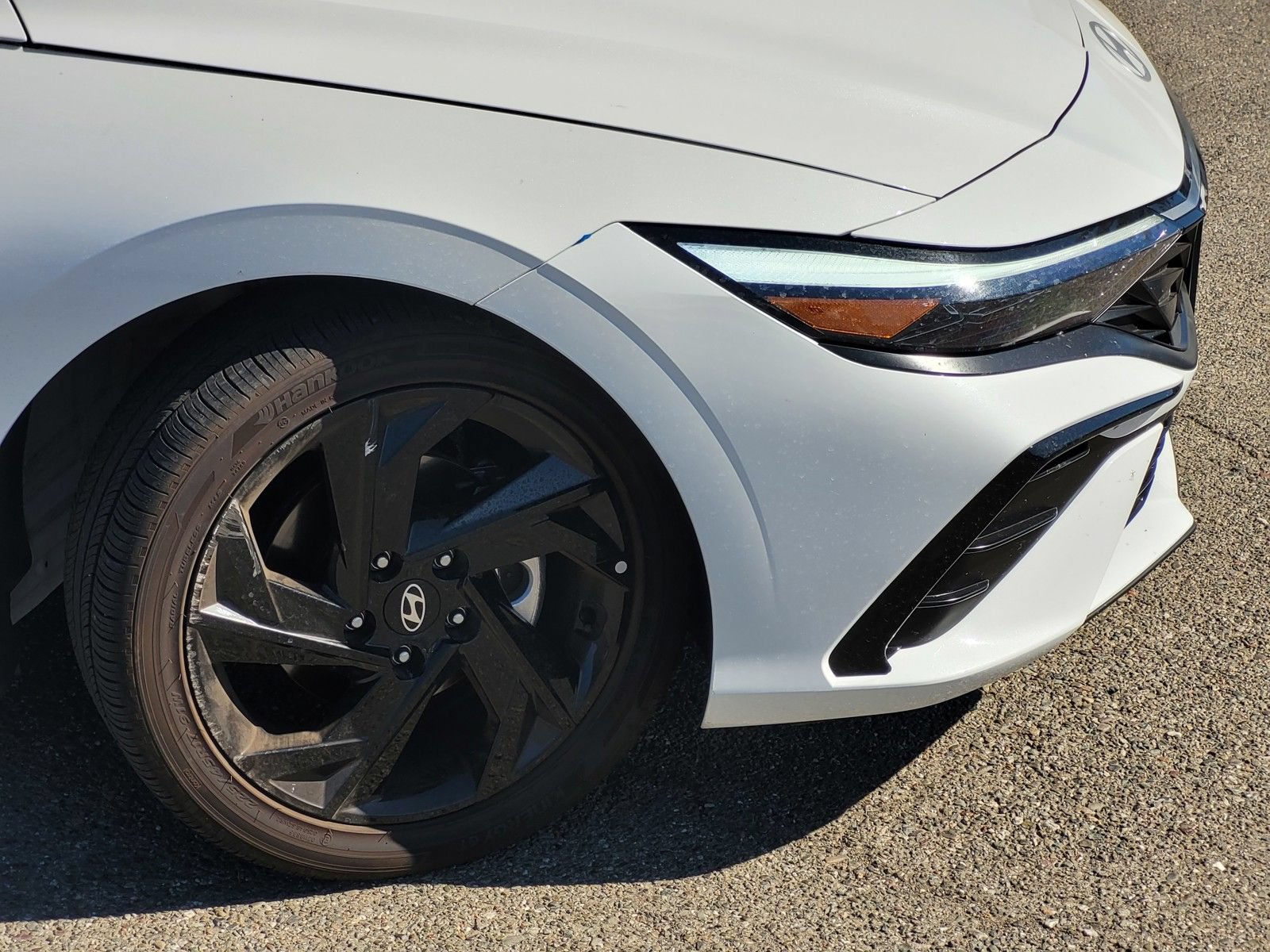 Certified 2026 Hyundai Elantra SEL Sport Premium FWD image 9