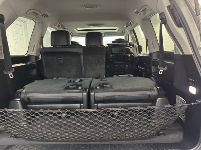 Used 2019 Lexus LX 570 4WD w/ Luxury Package image 25