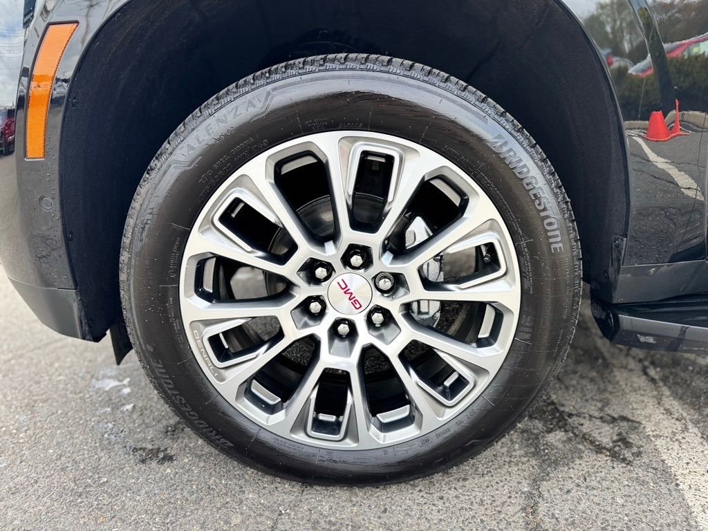Certified 2026 GMC Yukon Denali AWD/4WD image 3