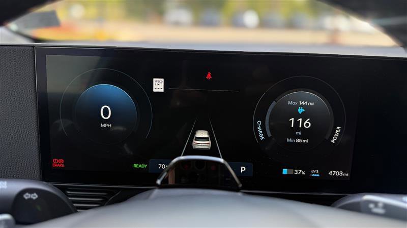Used 2025 Hyundai Ioniq 5 SEL RWD image 32