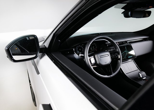 New 2026 Land Rover Range Rover Velar Dynamic SE AWD/4WD image 22