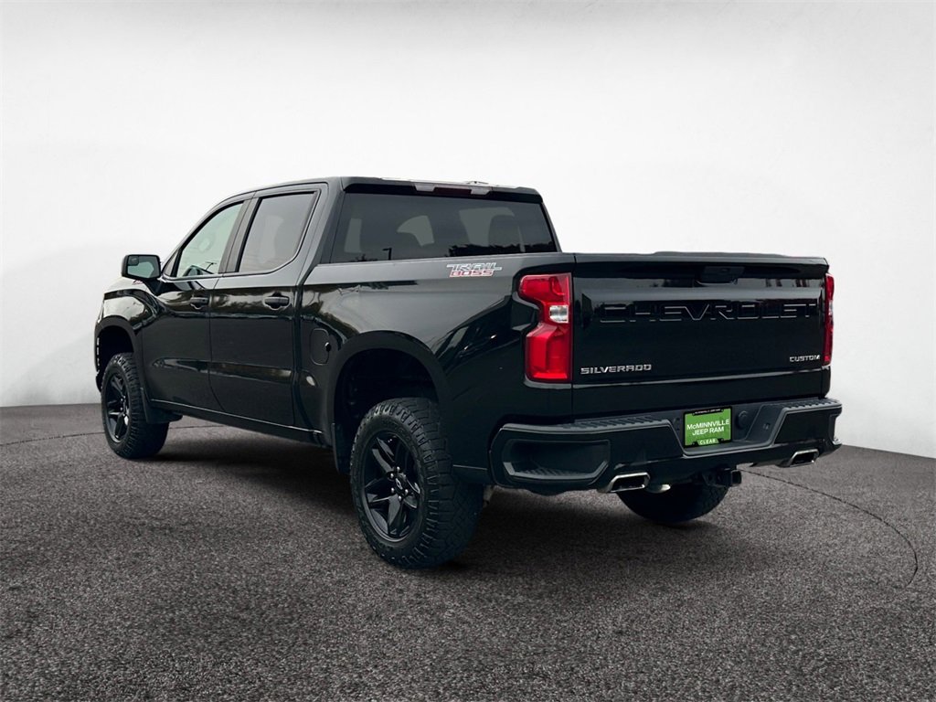 Used 2021 Chevrolet Silverado 1500 Custom Trail Boss image 3