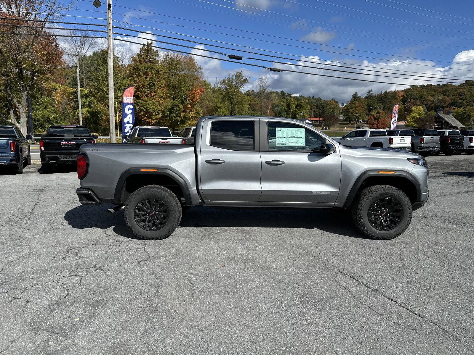 New 2026 GMC Canyon Elevation w/ Convenience Package image 4