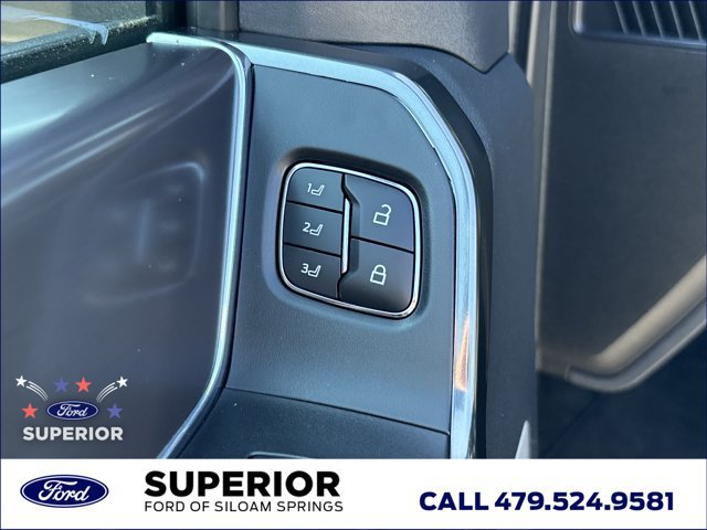 Used 2026 Ford F450 Platinum AWD/4WD image 25
