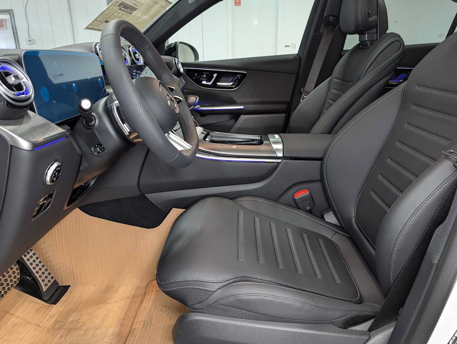New 2026 Mercedes-Benz GLC 300 4MATIC image 4