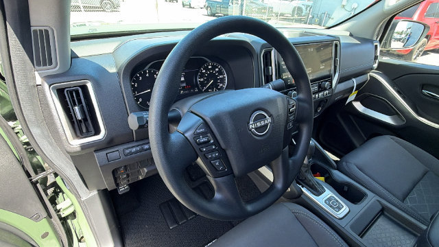 New 2026 Nissan Frontier SV w/ Tow Package AWD/4WD image 31