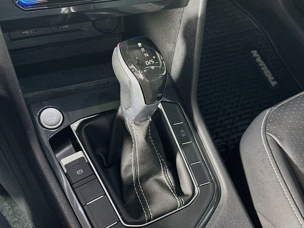 Used 2024 Volkswagen Tiguan SE image 17