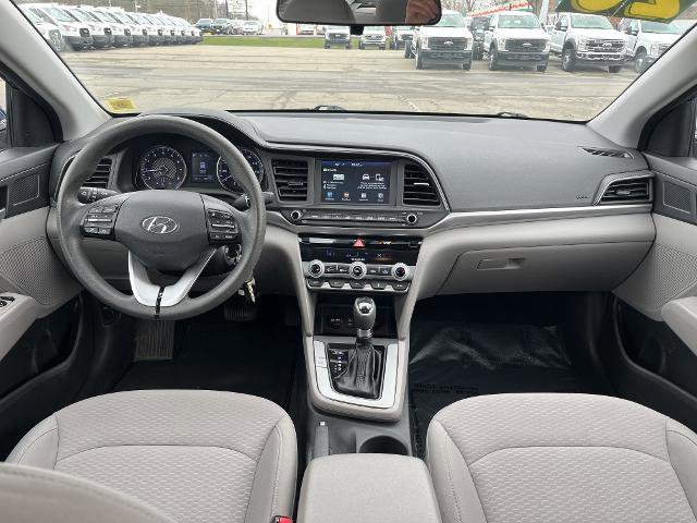 Used 2020 Hyundai Elantra SEL w/ Convenience Package (C2) image 13