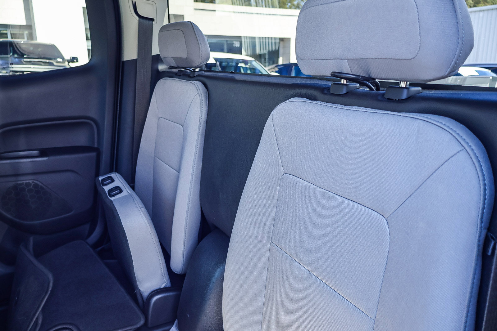 Used 2017 Chevrolet Colorado W/T image 12