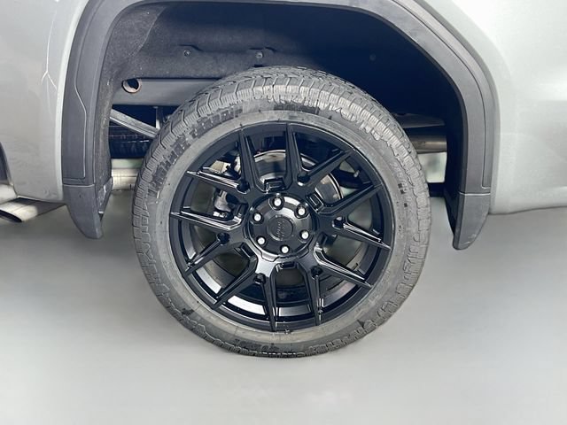 Used 2026 GMC Sierra 1500 SLT AWD/4WD image 37