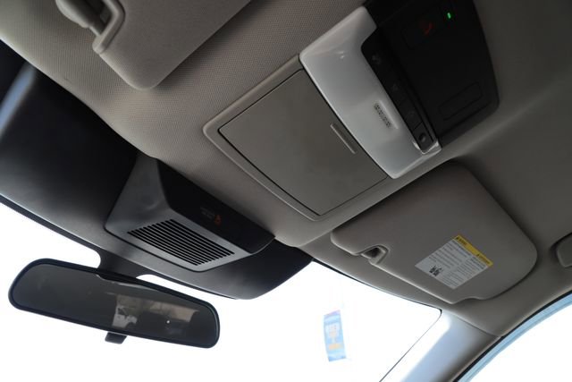 Used 2022 Nissan Pathfinder SV image 38