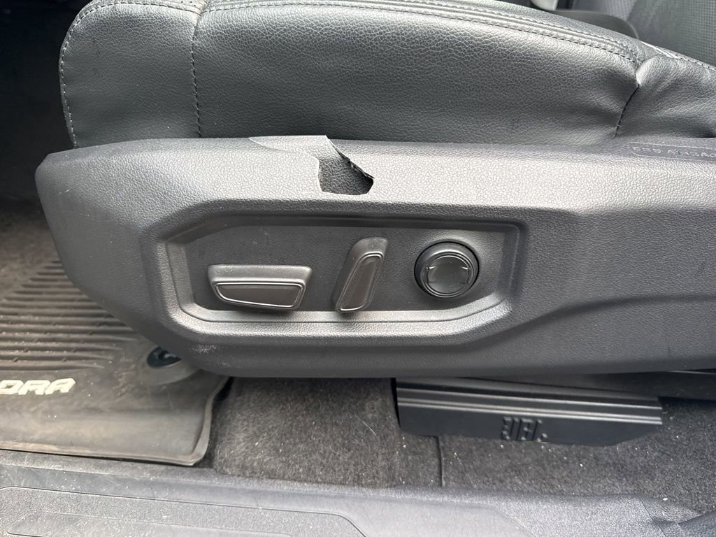 Used 2022 Toyota Tundra Limited image 6