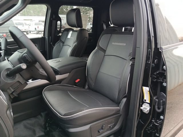 New 2026 RAM 4500 4x4 Crew Cab DRW w/ Laramie Trim Package image 31