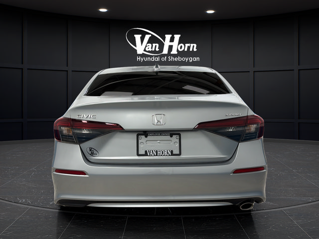 Used 2025 Honda Civic Sport image 6