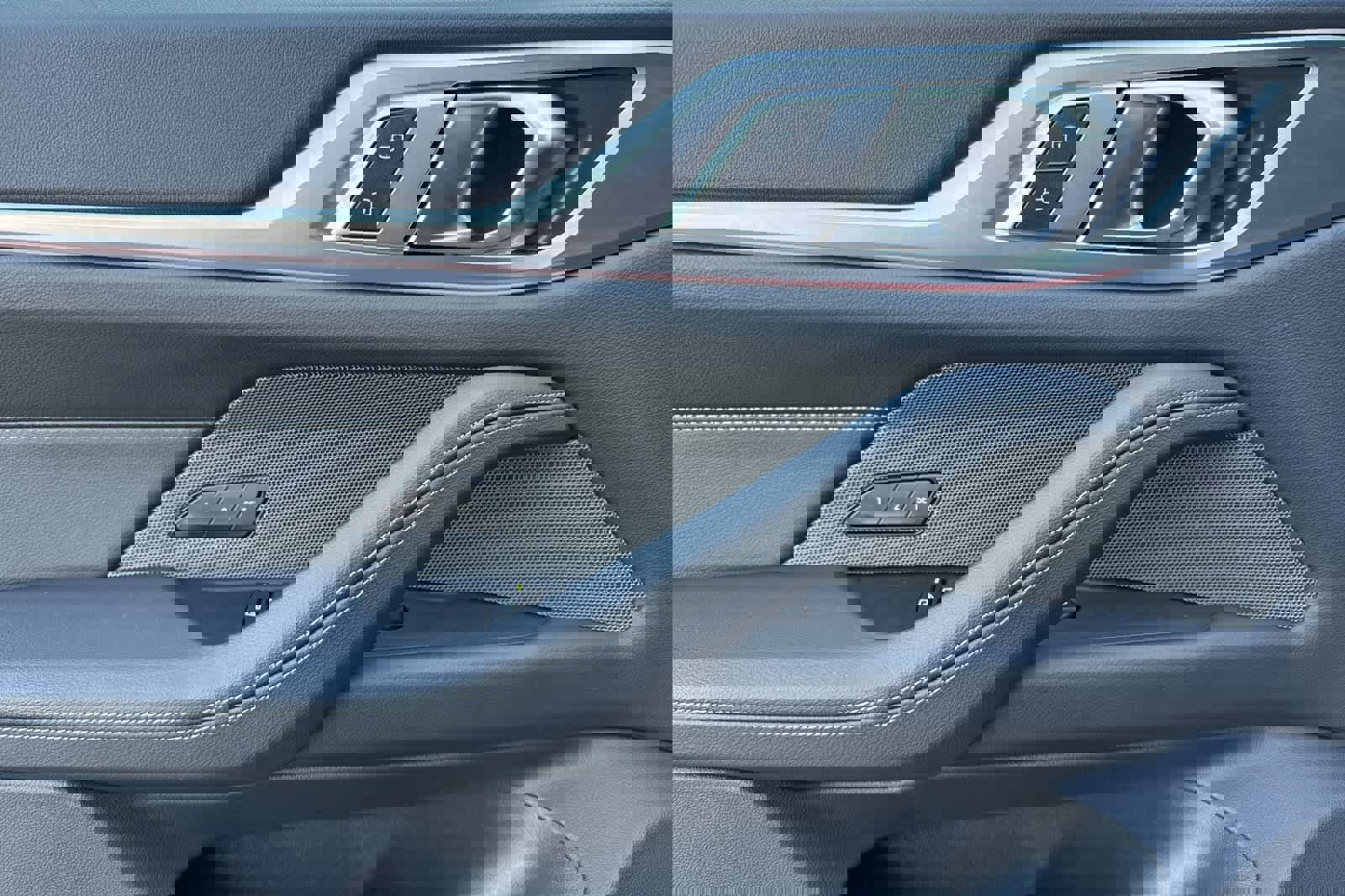 Used 2025 BMW 430i w/ Premium Package image 12