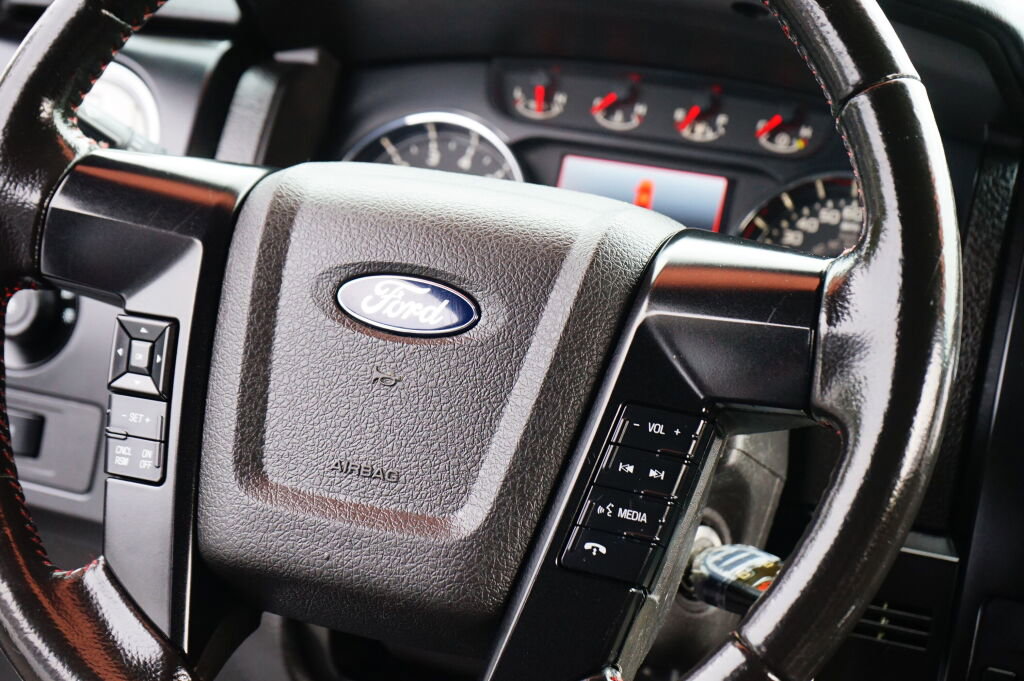 Used 2014 Ford F150 FX4 w/ Equipment Group 402A Luxury image 15