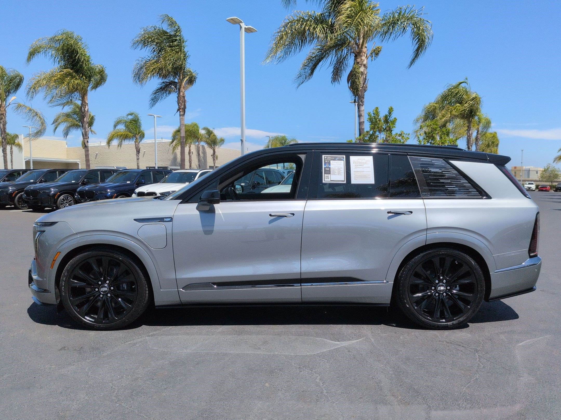 Used 2026 Cadillac Vistiq Platinum AWD/4WD image 7