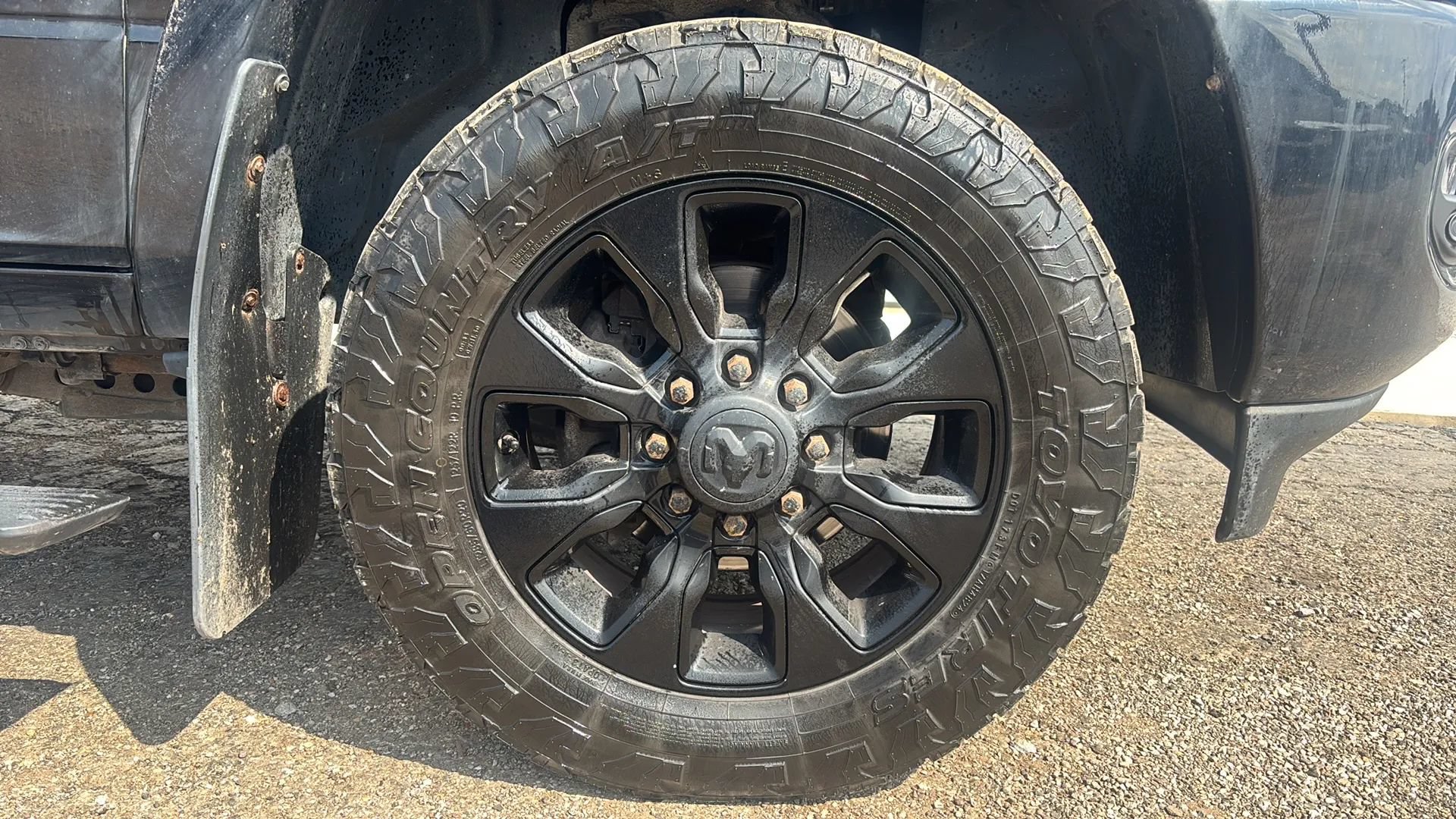 Used 2021 RAM 3500 Limited AWD/4WD image 2