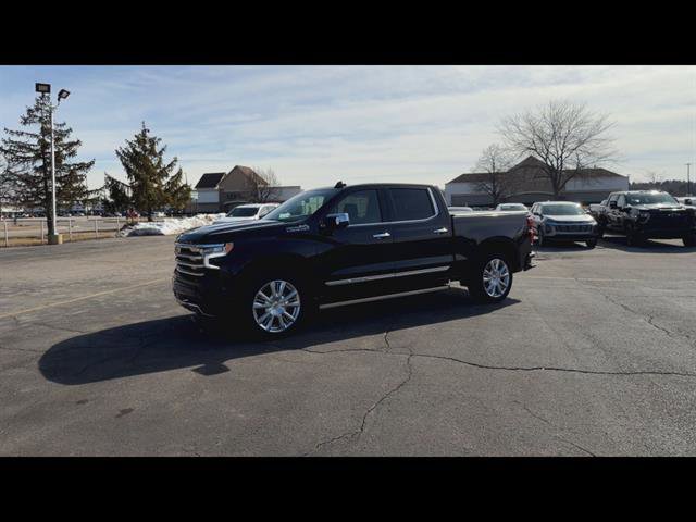Used 2024 Chevrolet Silverado 1500 High Country w/ High Country Premium Package image 6