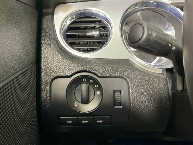 Used 2012 Ford Mustang Premium image 17