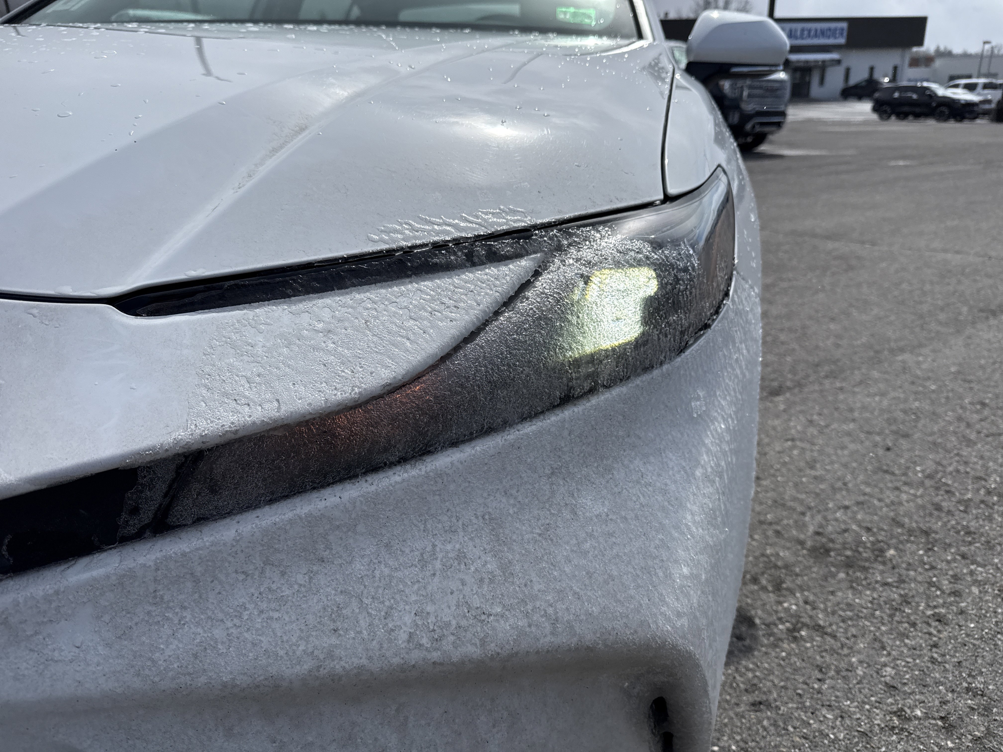 Used 2025 Toyota Camry LE FWD image 10
