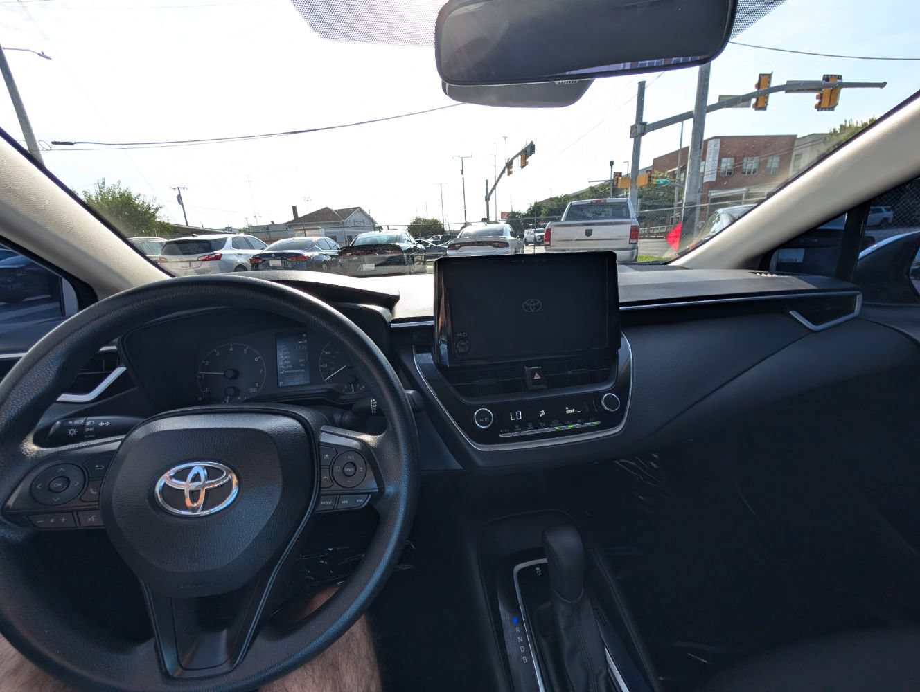 Used 2023 Toyota Corolla LE FWD image 21